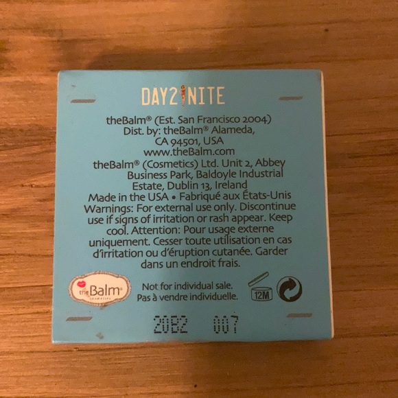 Eye shadow! - Picture 2 of 3